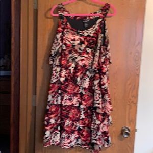 Multicolored dress size 26